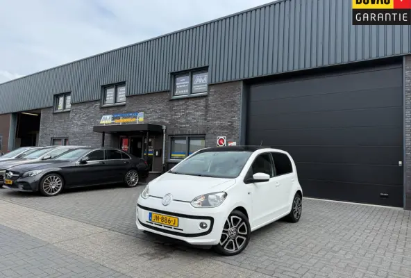 Up! 1.0 high up! BlueMotion | 2E EIGENAAR | 3/6/12MND GARANTIE | PANO | CRUISE | AIRCO | NAVI | FENDER AUDIO |