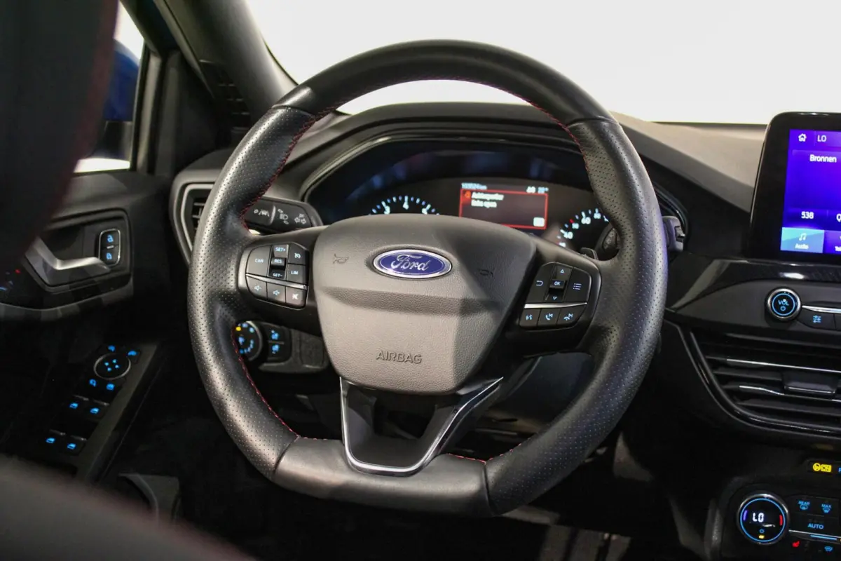 1.5 EcoBoost ST Line Business Automaat