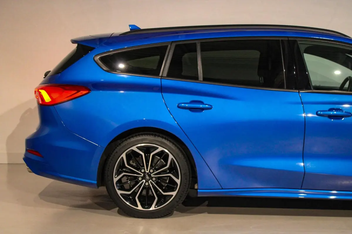 1.5 EcoBoost ST Line Business Automaat