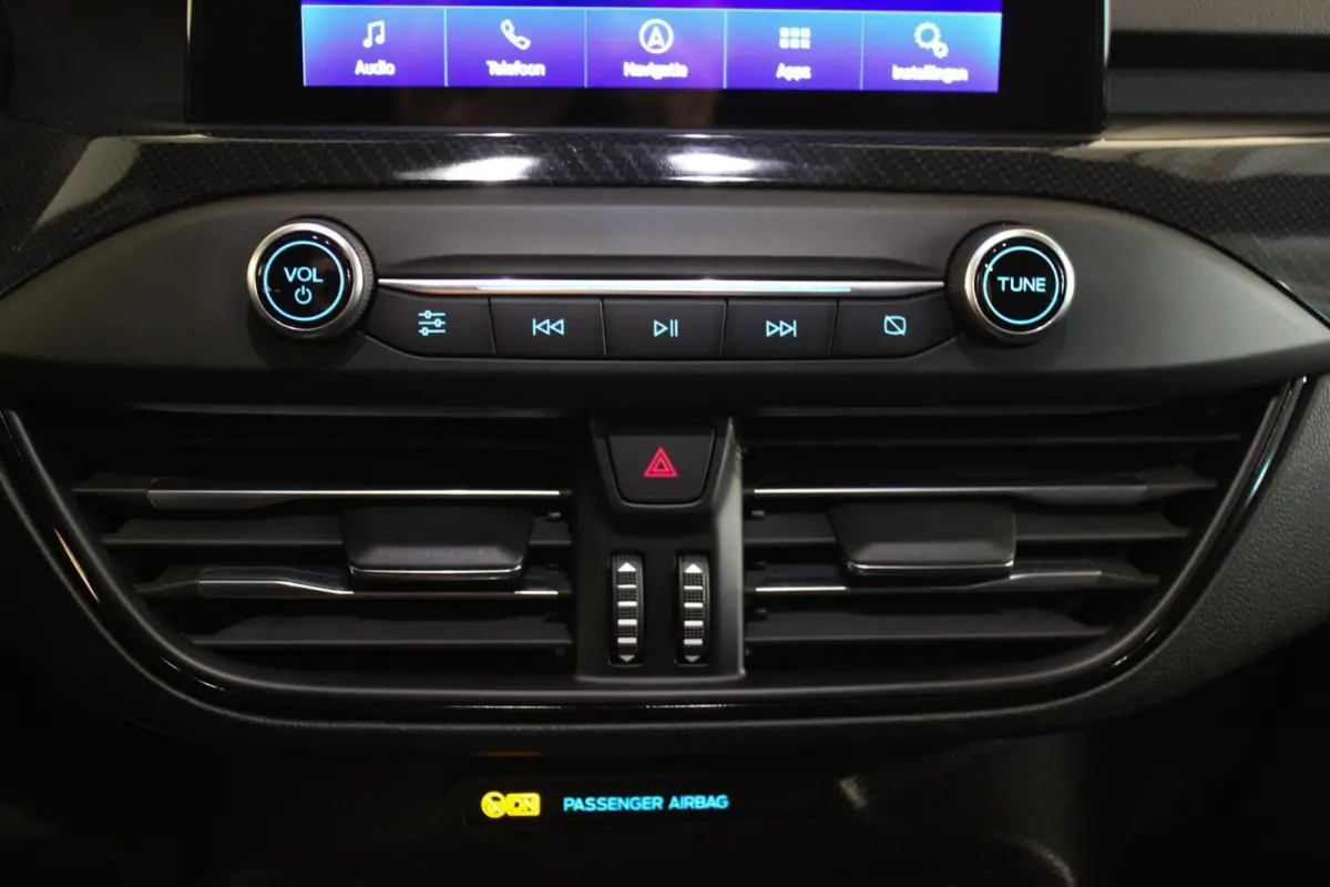 1.5 EcoBoost ST Line Business Automaat