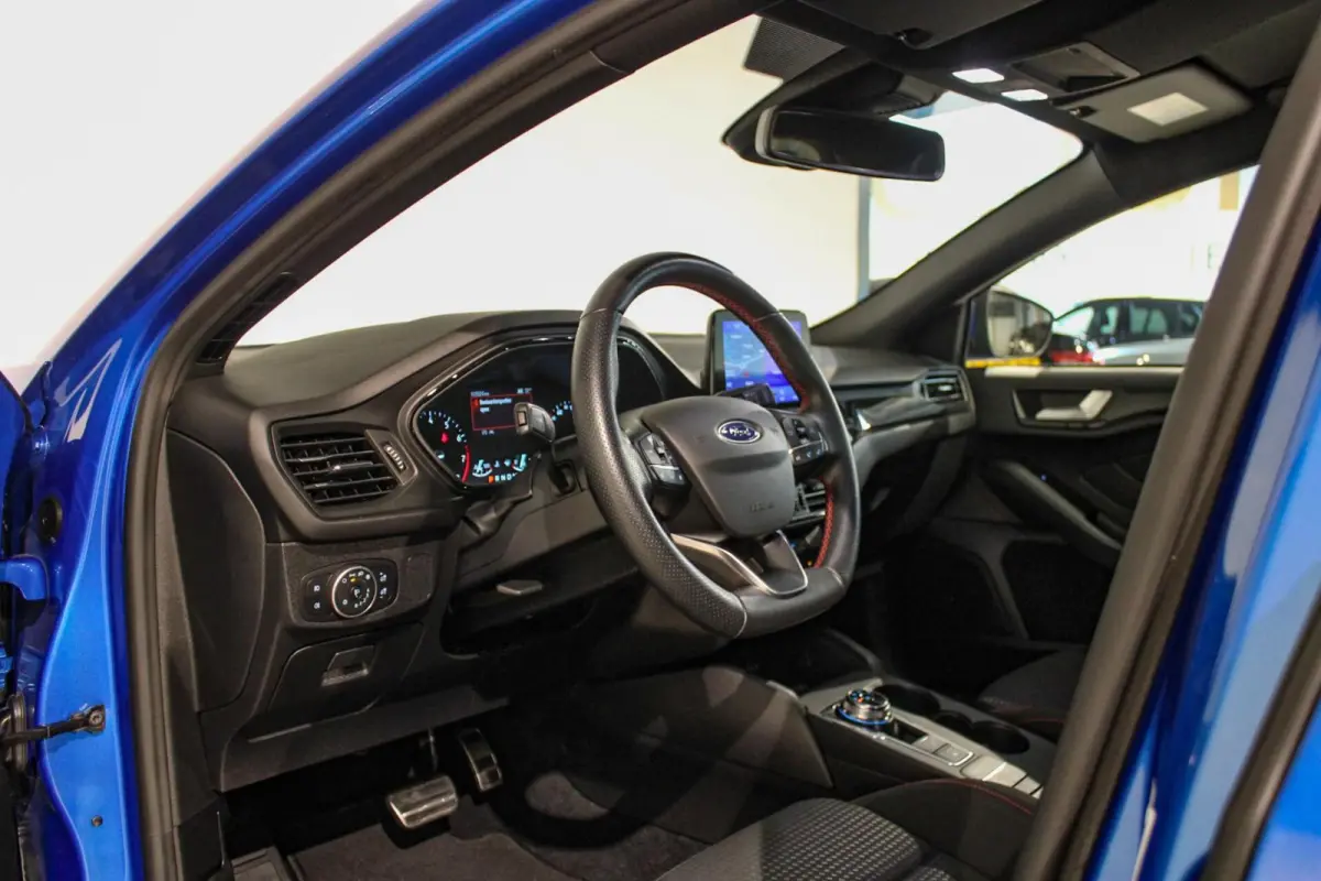 1.5 EcoBoost ST Line Business Automaat