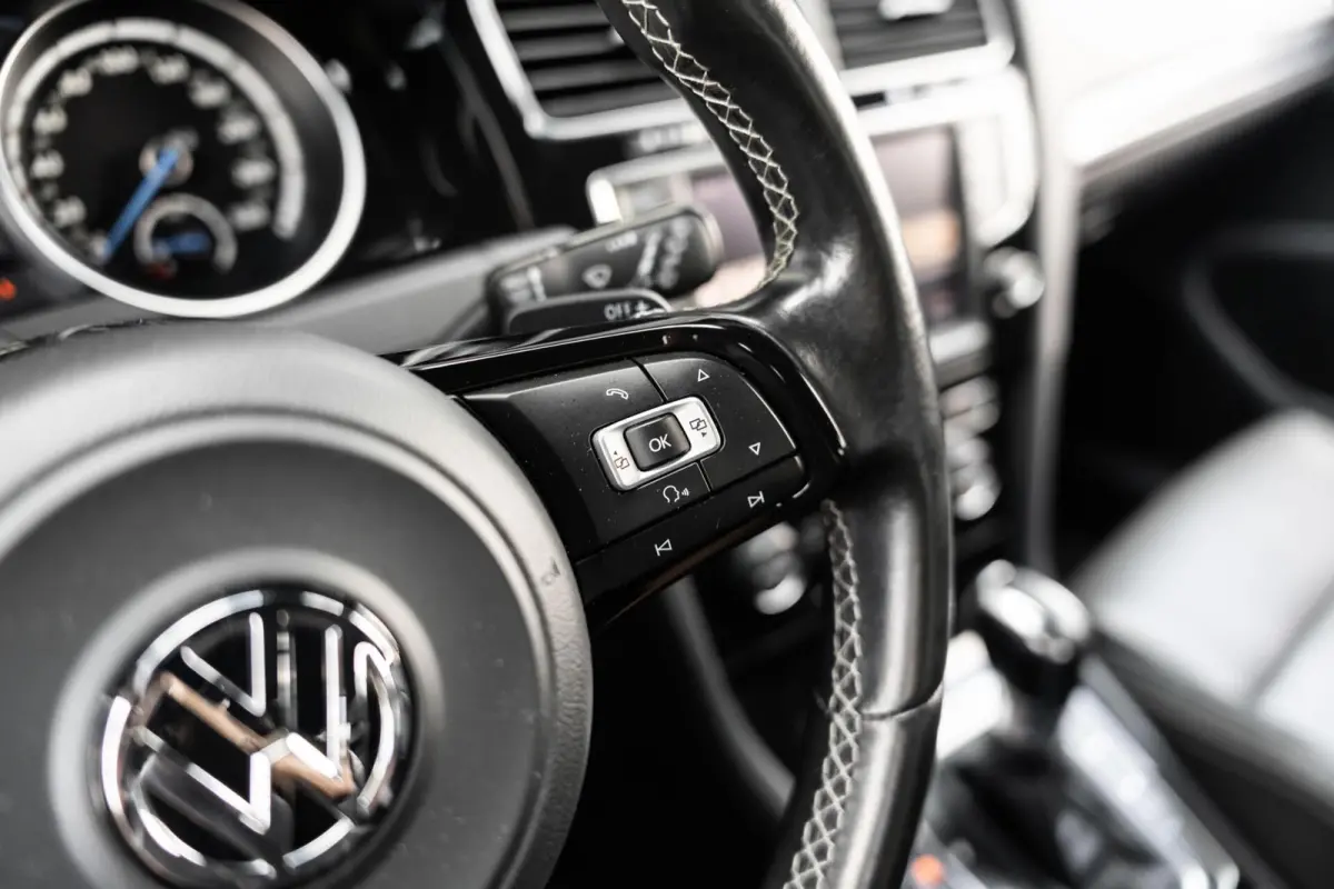 2.0 TSI R 4Motion DSG DCC ACC Keyless