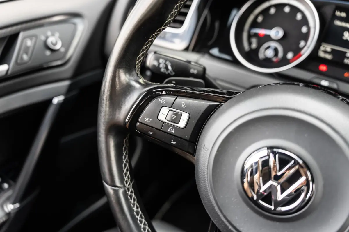 2.0 TSI R 4Motion DSG DCC ACC Keyless