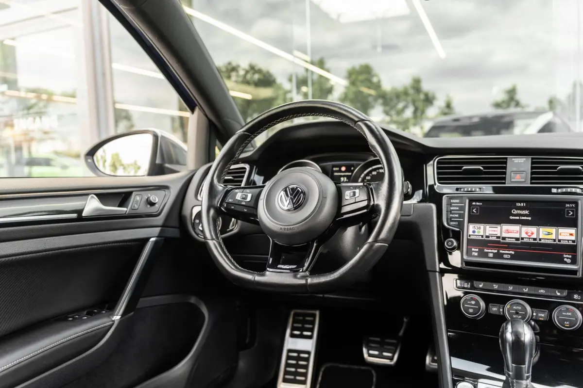 2.0 TSI R 4Motion DSG DCC ACC Keyless