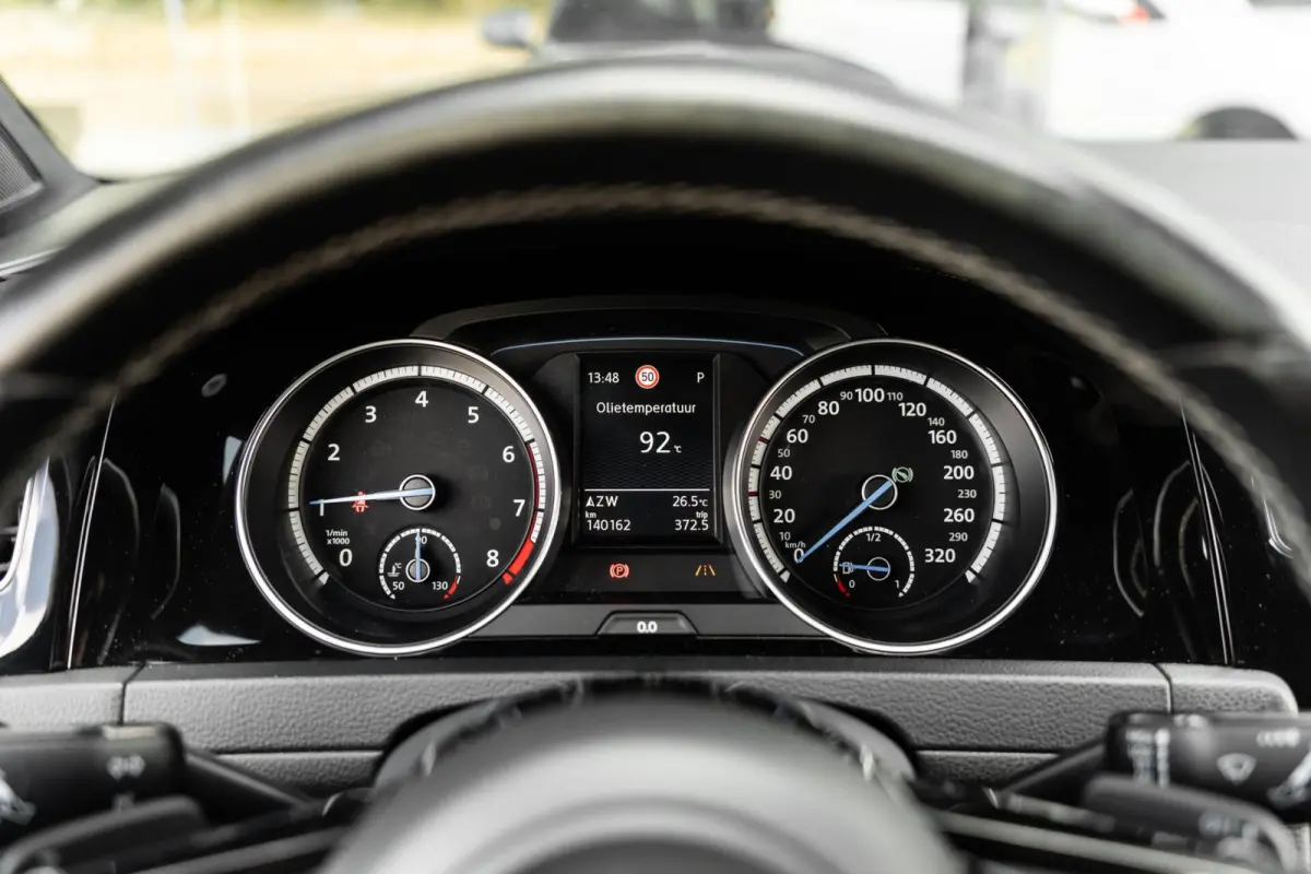 2.0 TSI R 4Motion DSG DCC ACC Keyless