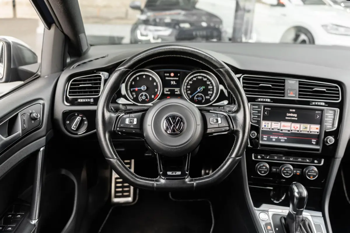 2.0 TSI R 4Motion DSG DCC ACC Keyless
