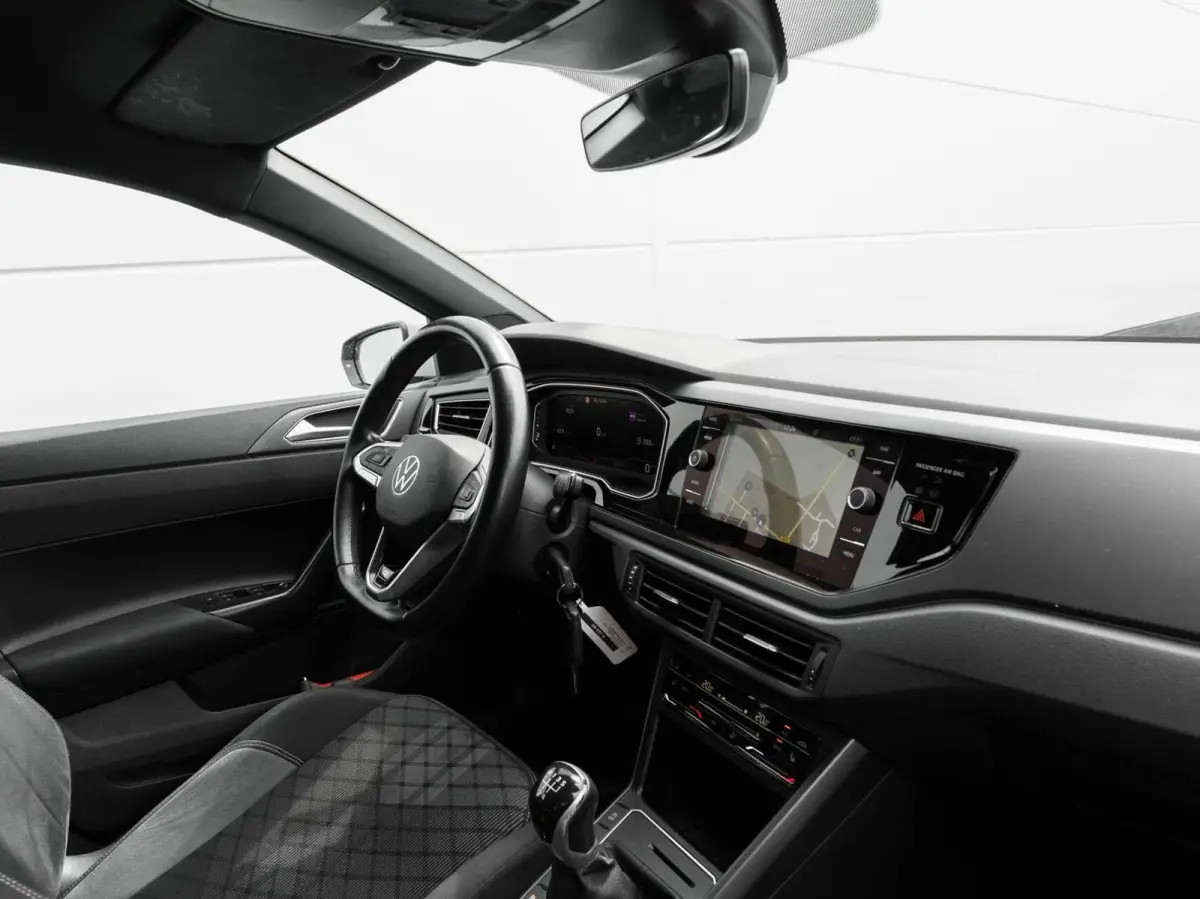 1.0 95pk TSI R-Line Business | Carplay | Full LED | IQ Light | Virutual cockpit