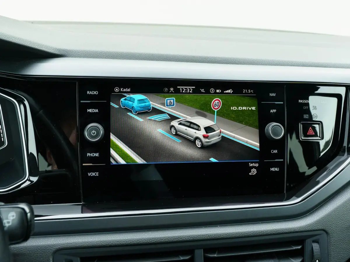 1.0 95pk TSI R-Line Business | Carplay | Full LED | IQ Light | Virutual cockpit