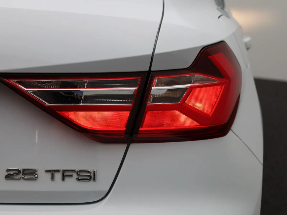 25 TFSI Pro Line | LED-lichten | Virtual Cockpit | Cruise Control | Clima Tronic | Elektrische ramen | Bluetooth | 12 Maanden Garantie |