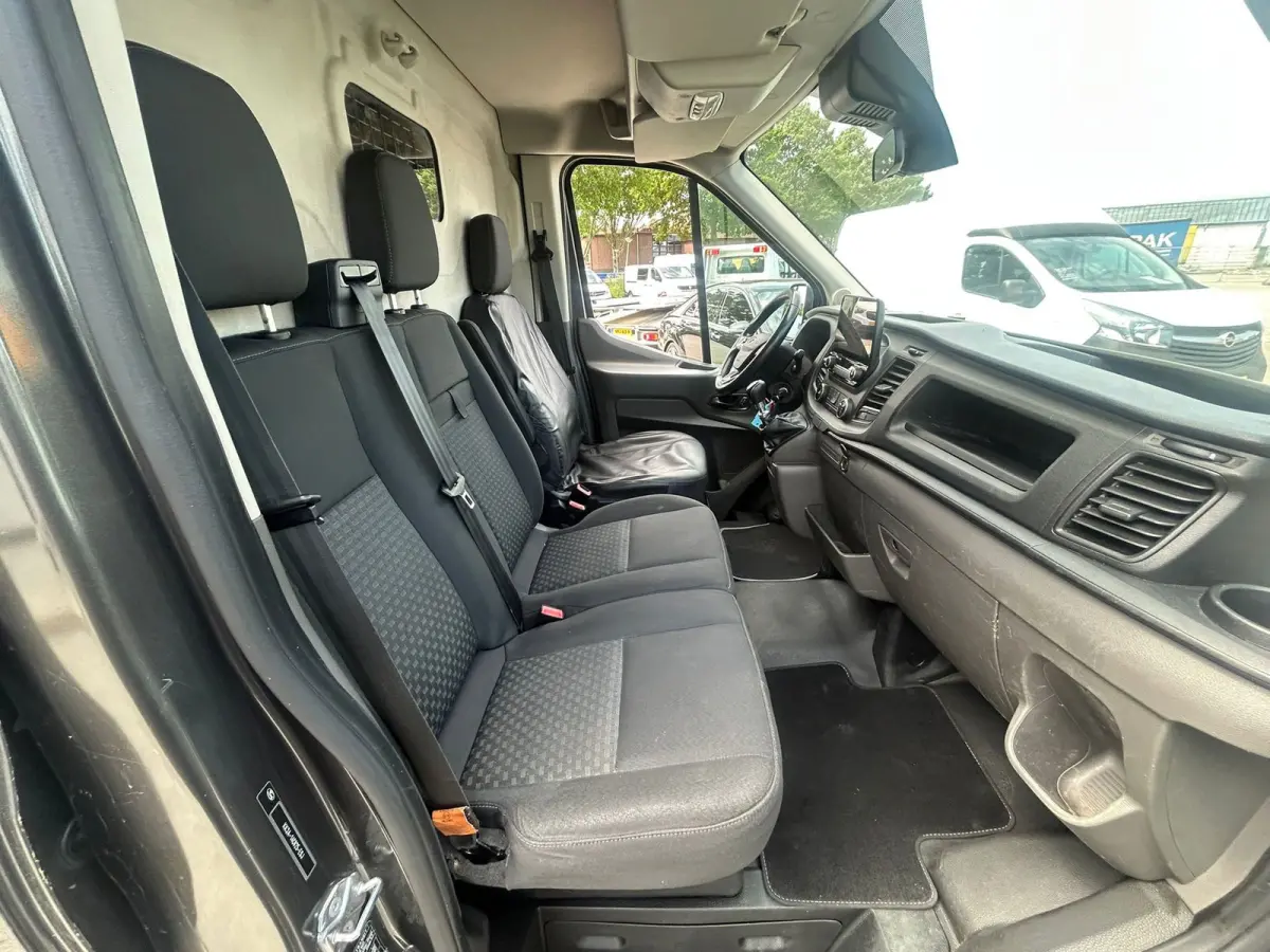 350 2.0 TDCI L3H2 Limited navi cruise trekhaak 2800 kg