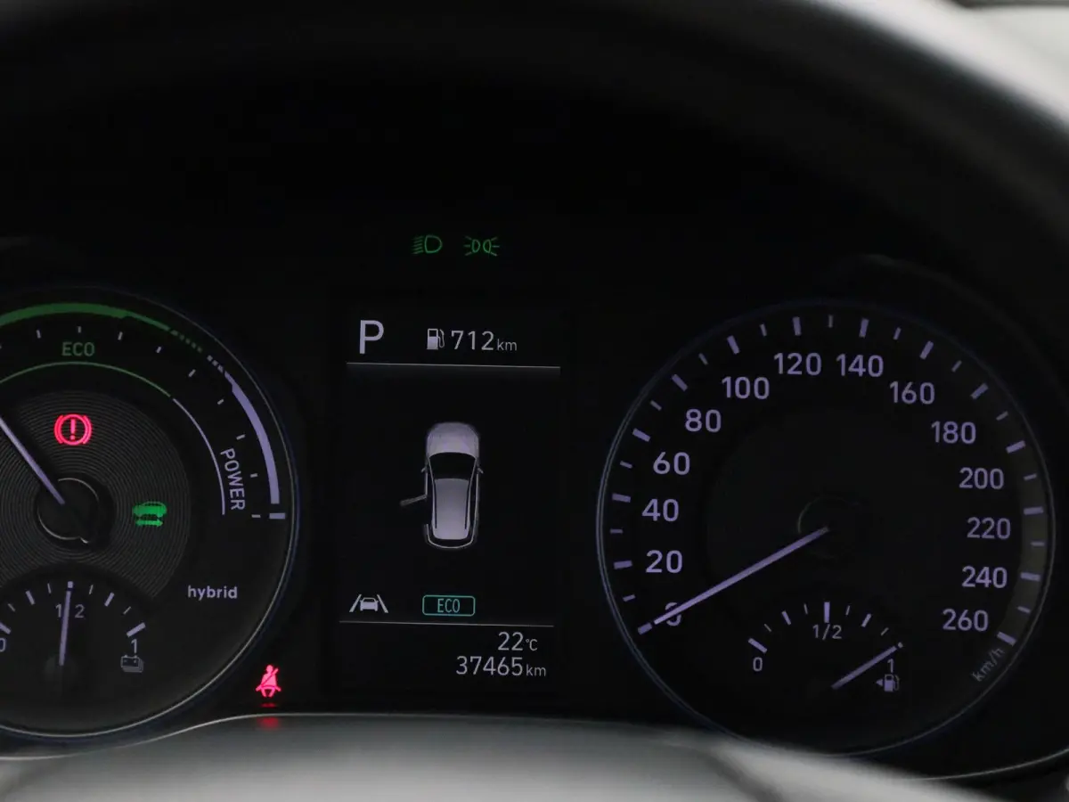 1.6 GDI HEV Comfort | AUTOMAAT | ACHTERUITRIJCAMERA | APPLE CARPLAY - ANDROID AUTO | CLIMATE CONTROL | ADAPTIVE CRUISE CONTROL |