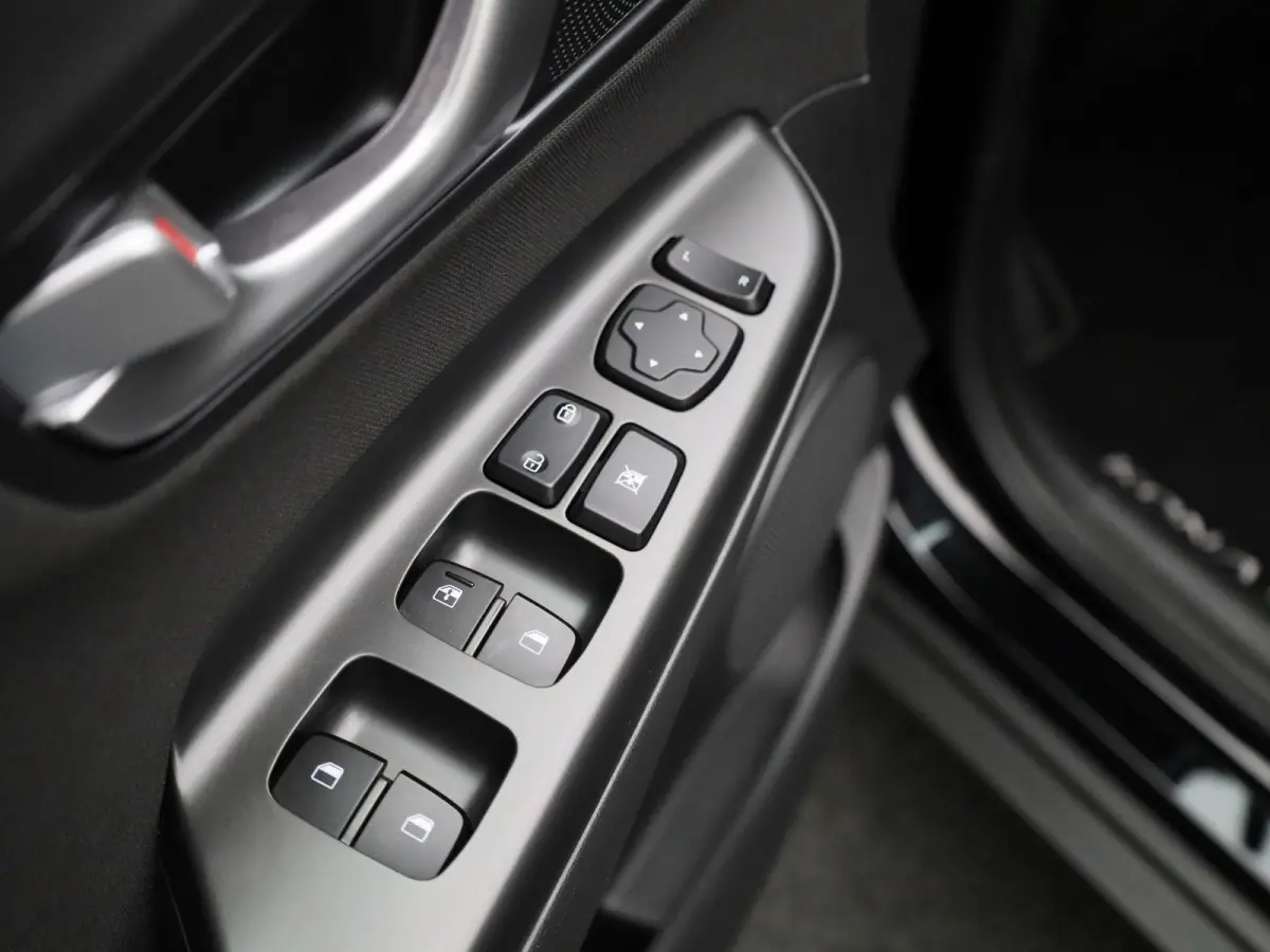 1.6 GDI HEV Comfort | AUTOMAAT | ACHTERUITRIJCAMERA | APPLE CARPLAY - ANDROID AUTO | CLIMATE CONTROL | ADAPTIVE CRUISE CONTROL |