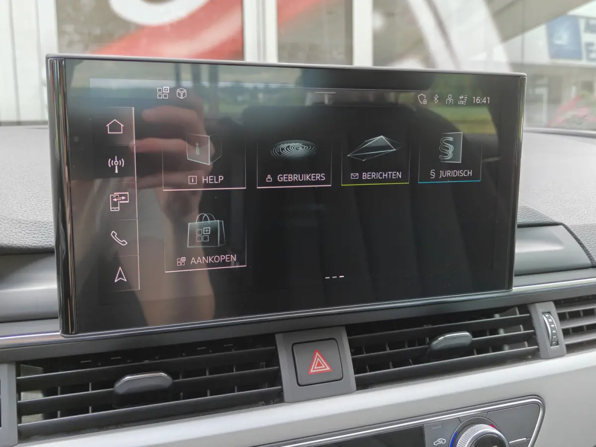 35 TFSI Pro Line / Carplay / 17'' LM / LED / Sensoren V+A