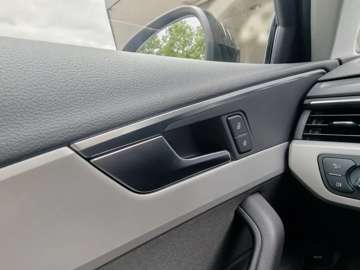 35 TFSI Pro Line / Carplay / 17'' LM / LED / Sensoren V+A