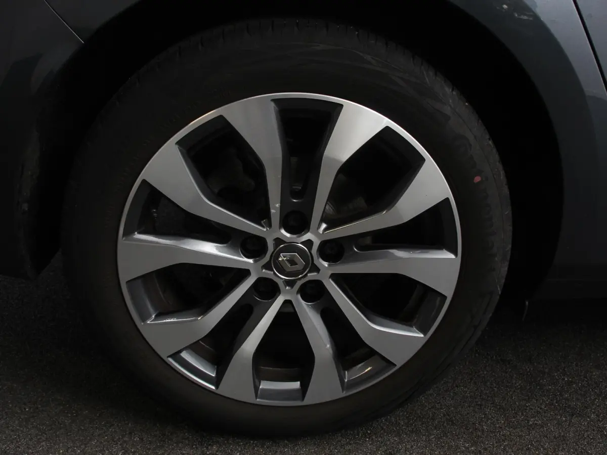 1.3 TCe 140pk Automaat Intens Trekhaak Camera Navigatie Climate Control Cruise Control Lichtmetalen velgen Parkeer sensoren