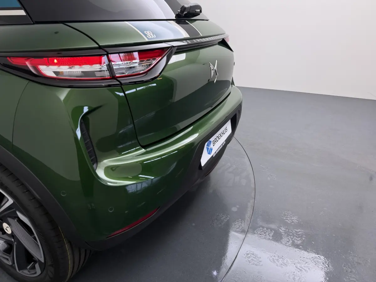 Maison Sarah Lavoine | 17" lichtmetalen velgen DUBLIN | DS Iris Navigatie System | Parkeersensoren achter