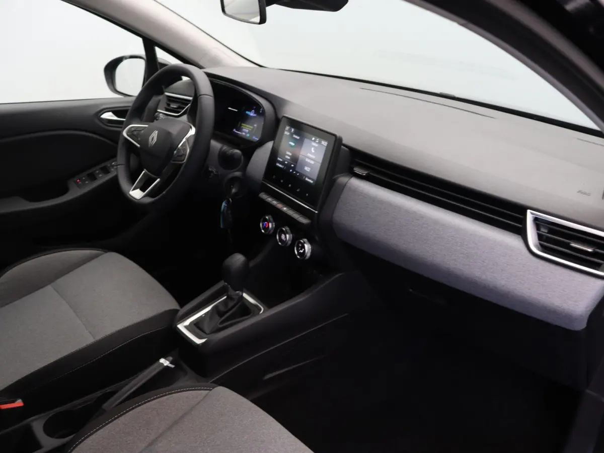 E-Tech Full Hybrid 145pk evolution | Parkeersensoren achter | Apple carplay | Airco | Cruise Control |