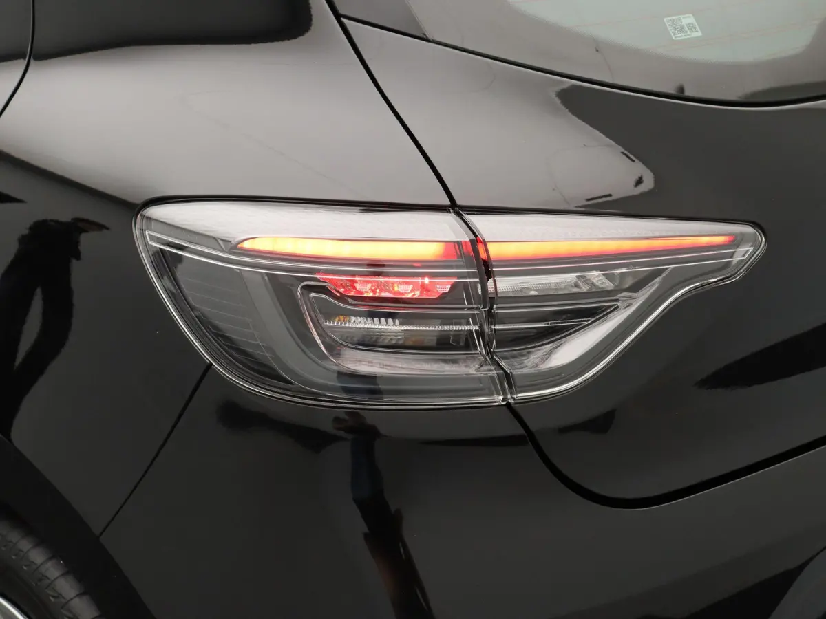 E-Tech Full Hybrid 145pk evolution | Parkeersensoren achter | Apple carplay | Airco | Cruise Control |