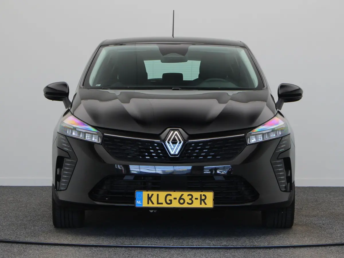 E-Tech Full Hybrid 145pk evolution | Parkeersensoren achter | Apple carplay | Airco | Cruise Control |