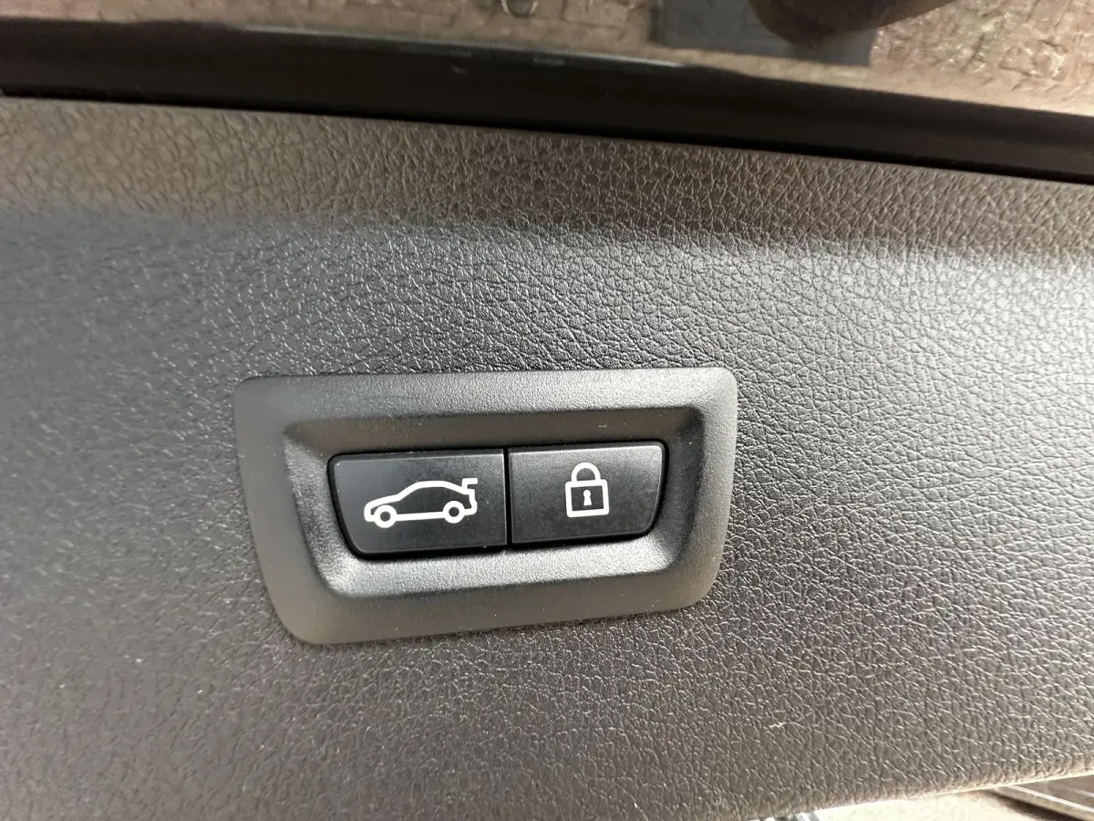 220i M Sport
