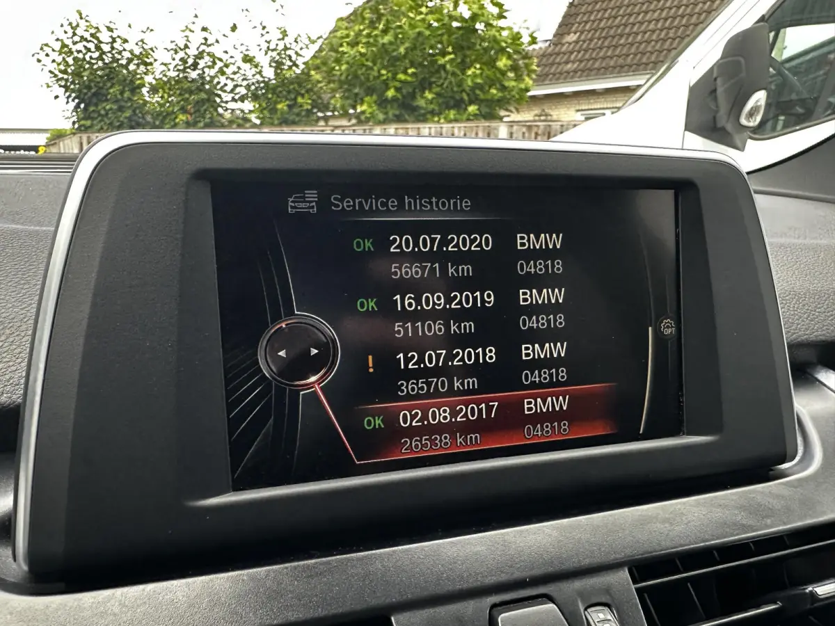 220i M Sport