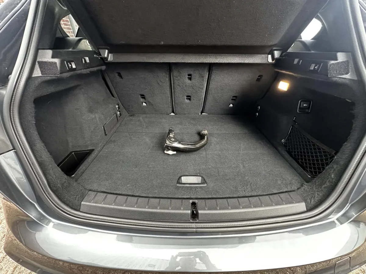 220i M Sport