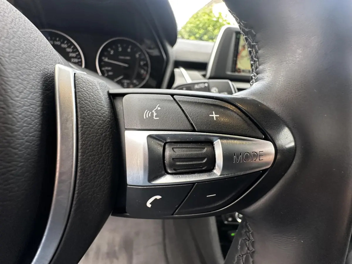 220i M Sport