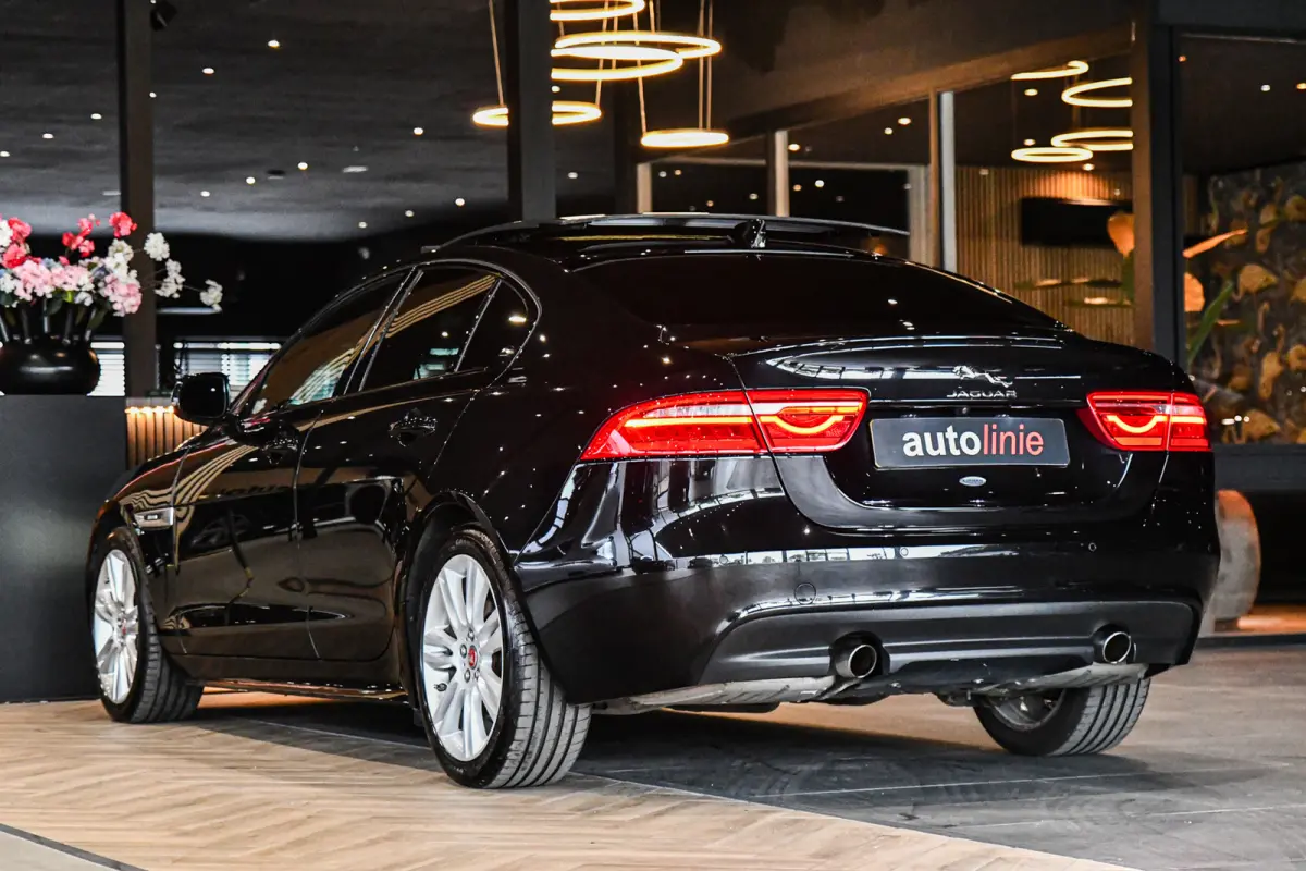 2.0 R-Sport, Panorama, Meridian, Leder, Memory, Camera, Carplay, Stuurverw.!