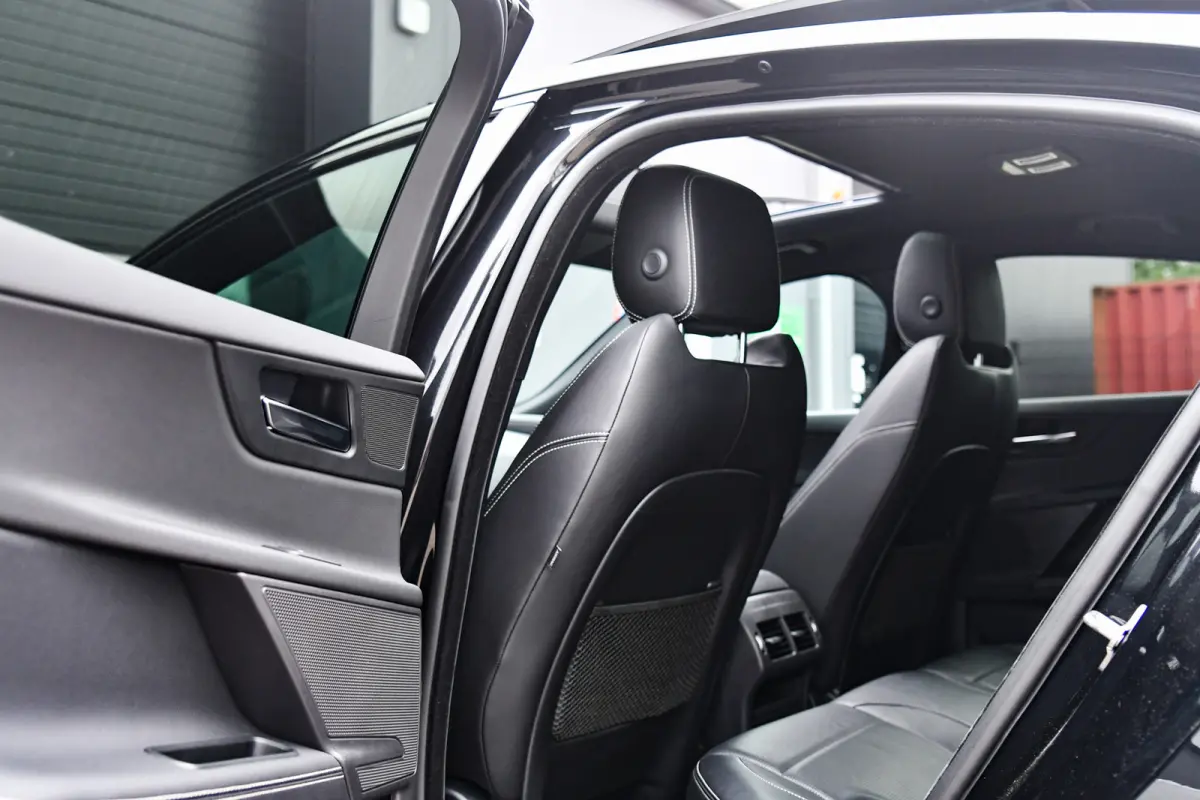 2.0 R-Sport, Panorama, Meridian, Leder, Memory, Camera, Carplay, Stuurverw.!