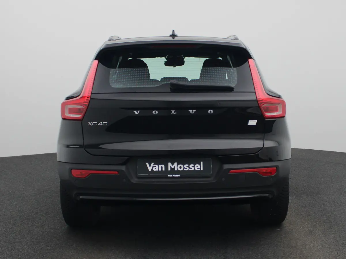 Core | NAVIGATIE | CAMERA | APPLE CARPLAY | KLIMAATREGELING