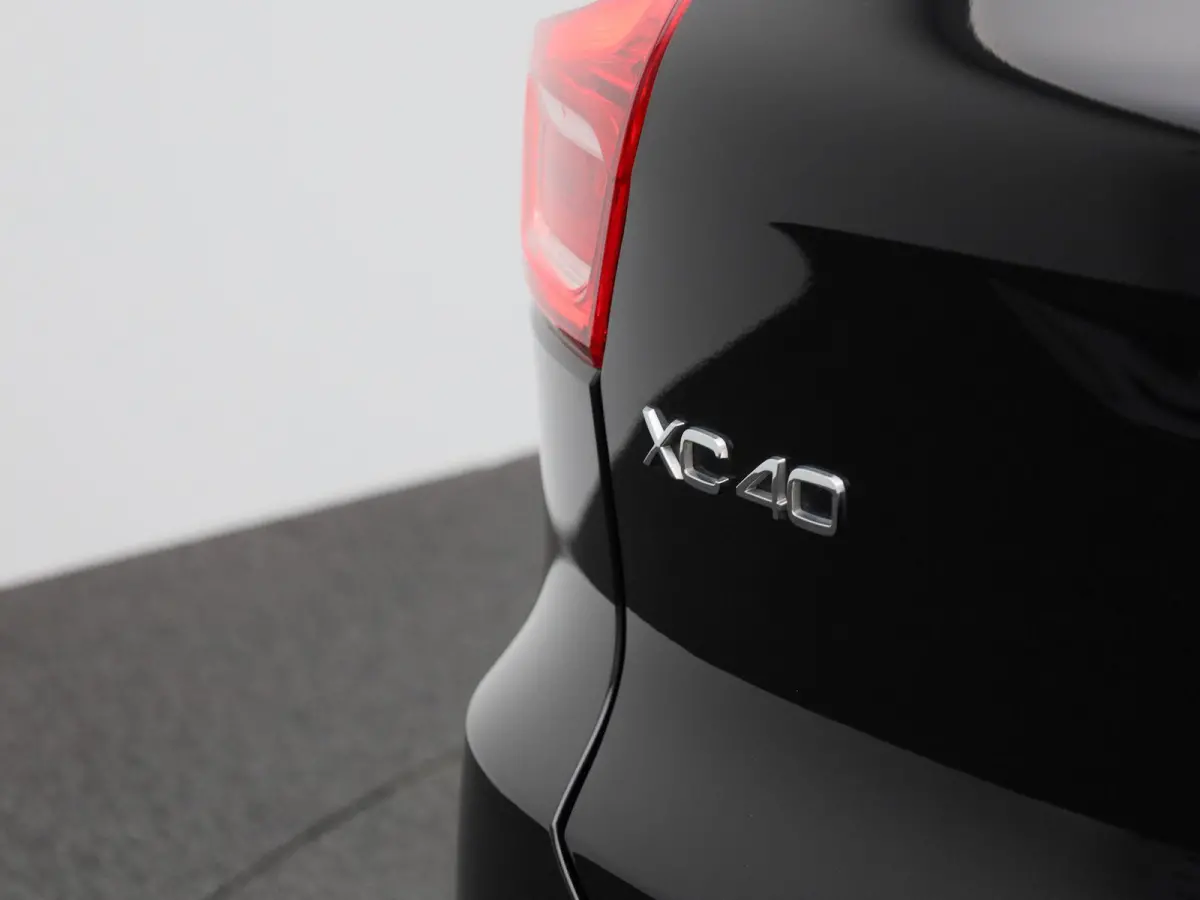 Core | NAVIGATIE | CAMERA | APPLE CARPLAY | KLIMAATREGELING