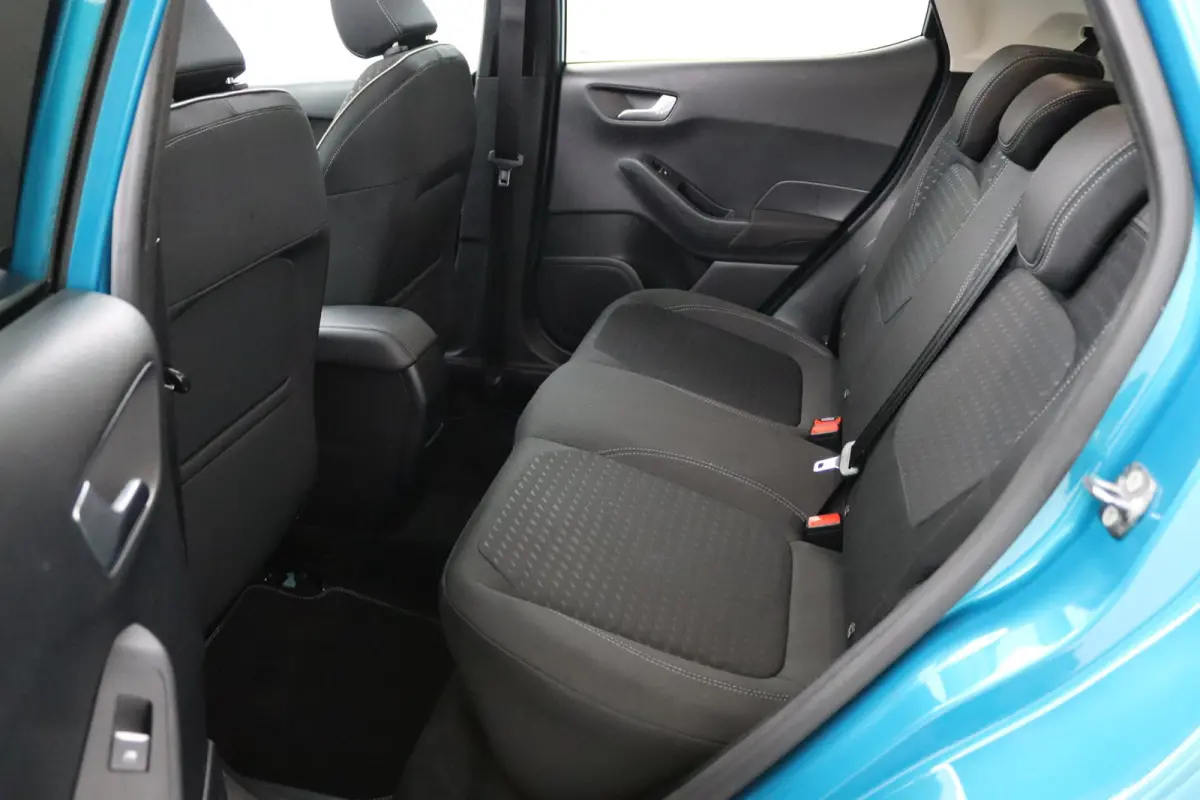 1.0 EcoBoost Titanium | Panoramadak | Winterpack | B&O | CarPlay/Android Auto | Camera | Keyless