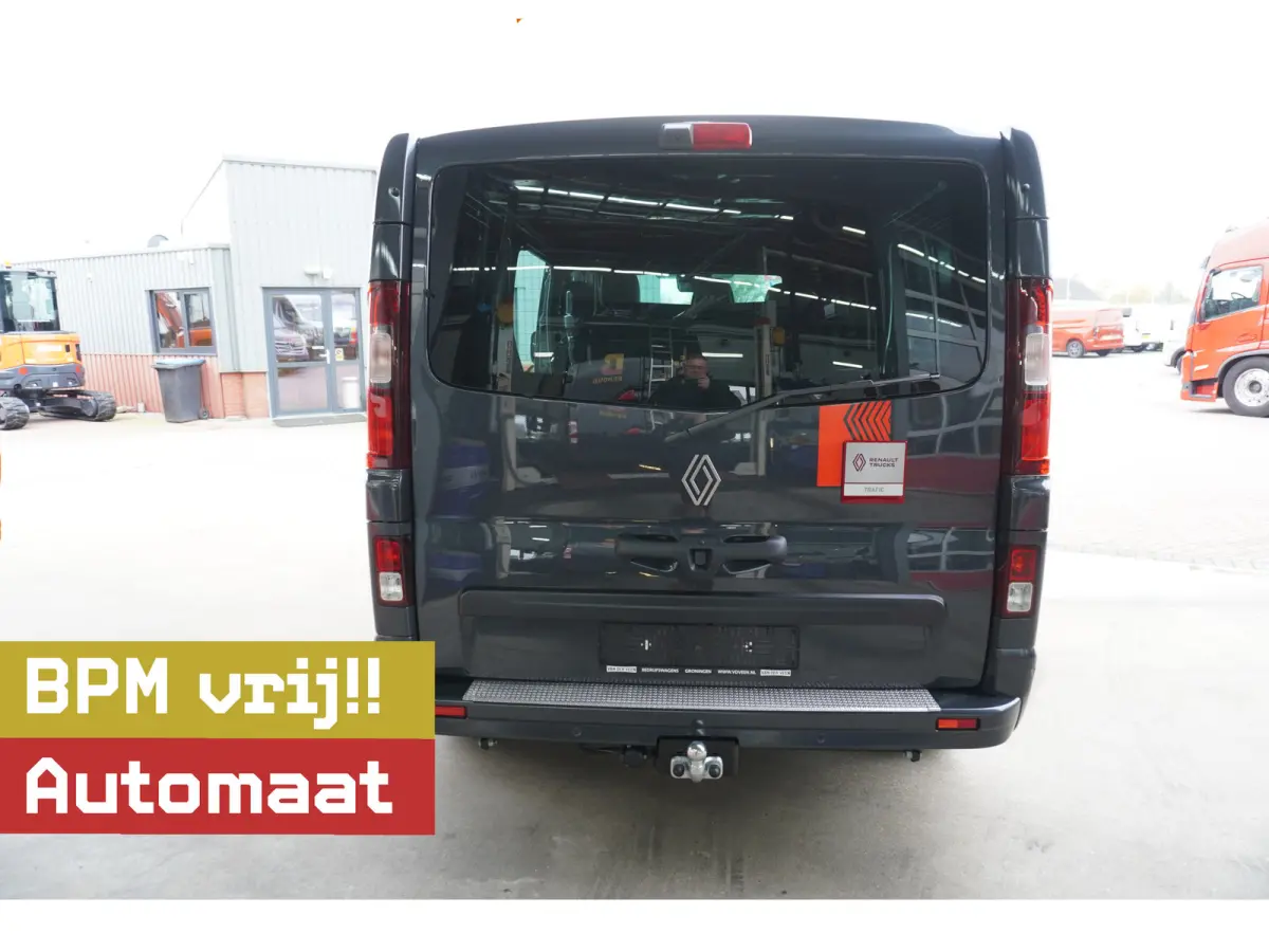 2.0 Blue dCi 170pk T30 L2H1 Exclusive Automaat Schuifdeur L / R Nr. V203 | Climate | Cruise | Navi | Trekhaak | Achterklep | Betimmering
