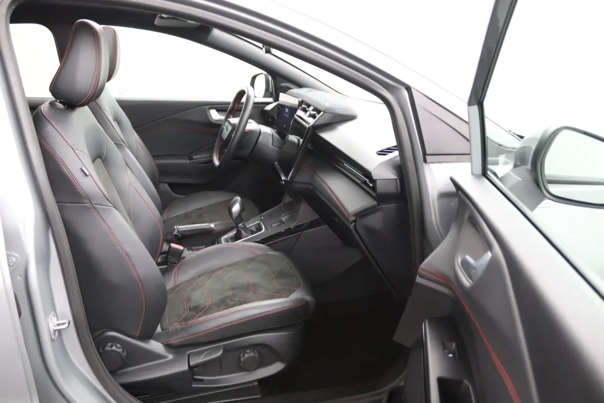 1.0 EcoBoost ST-Line X | Panoramadak | Maxtrix LED | Winterpack | Adaptive Cruise | BLIS | Elektrische Achterklep