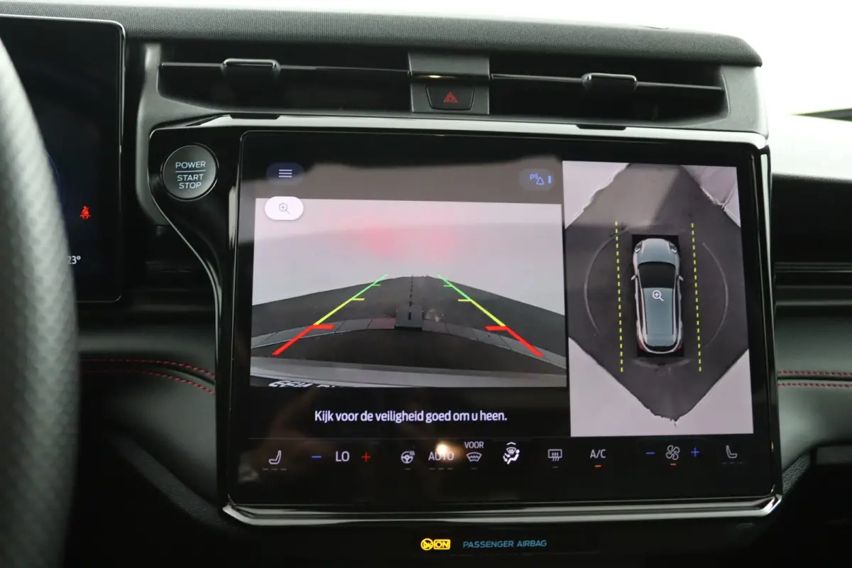 1.0 EcoBoost ST-Line X | Panoramadak | Winterpack | Adaptive Cruise | BLIS | B&O | 360 Camera | CarPlay/Android Auto | LED