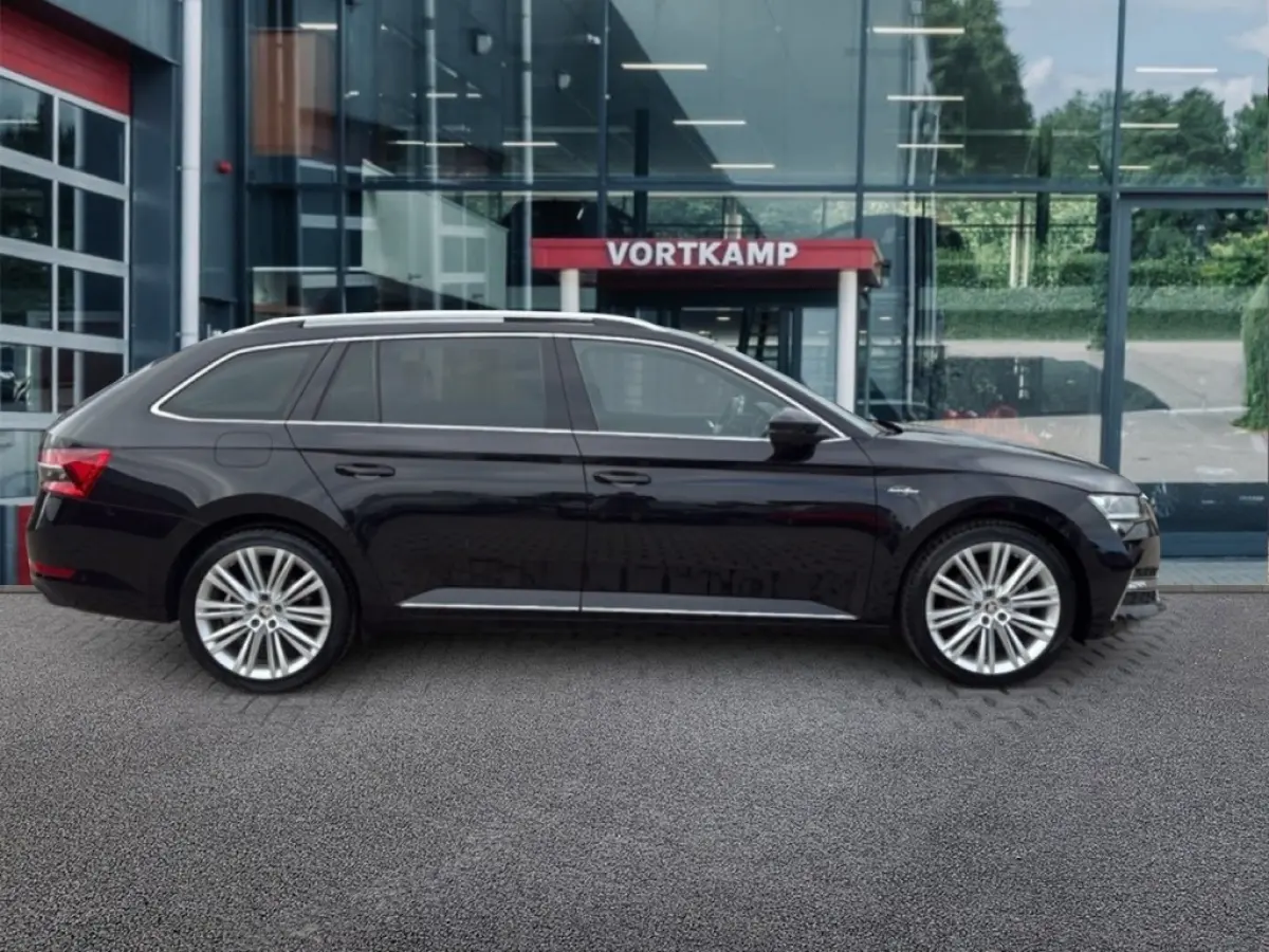 1.4 TSI iV L&K LEDER/PANO-DAK/CAMERA/ELEK-KLEP/ACC/CANTON/STOELVERW