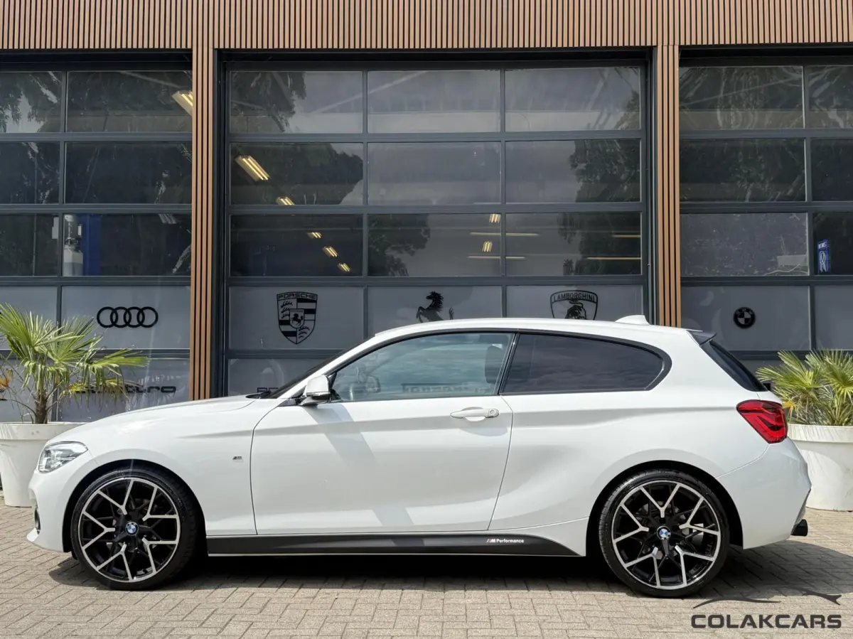 118i Edition Sport Line Shadow High–NAP-Garantie