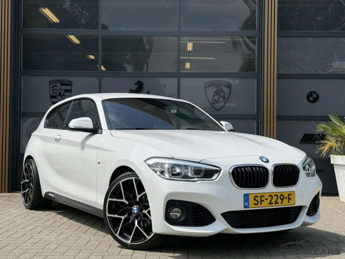 118i Edition Sport Line Shadow High–NAP-Garantie