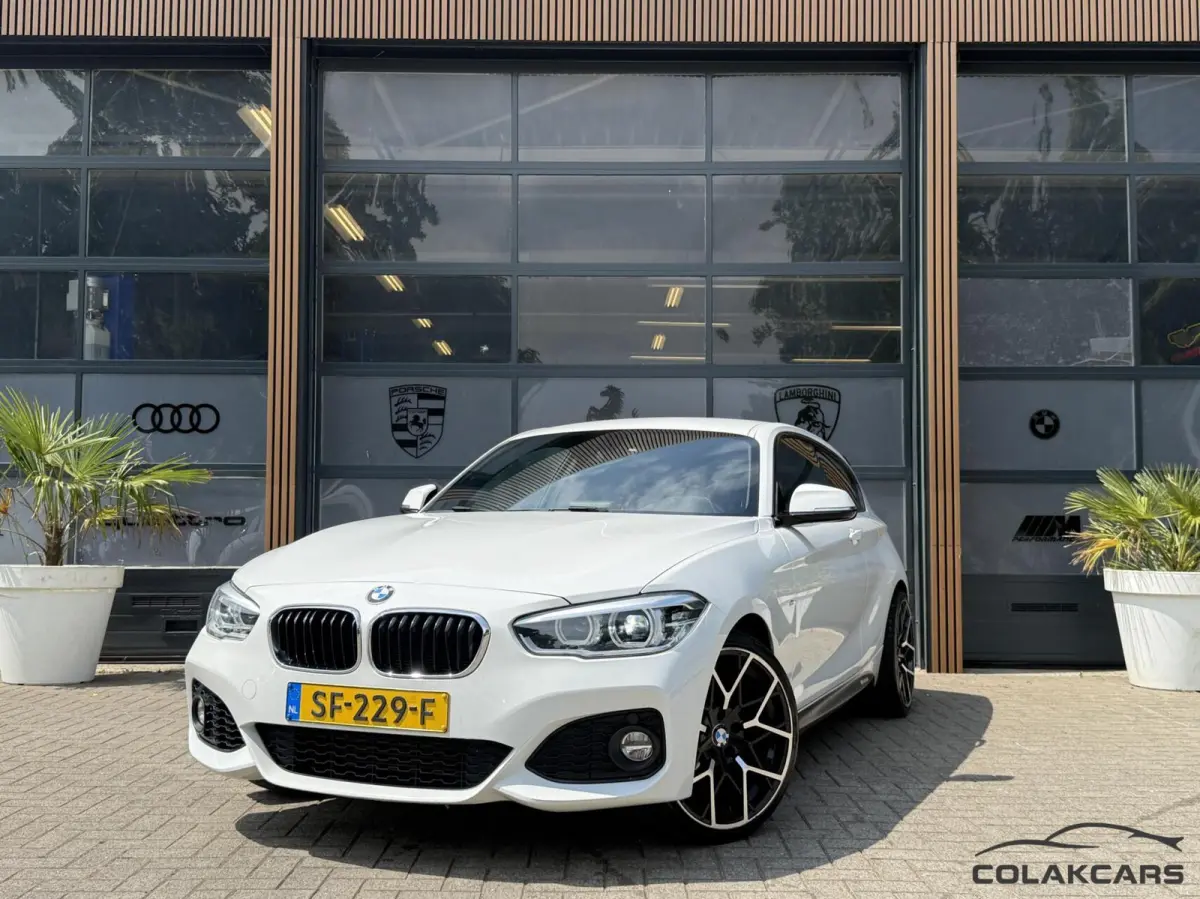 118i Edition Sport Line Shadow High–NAP-Garantie