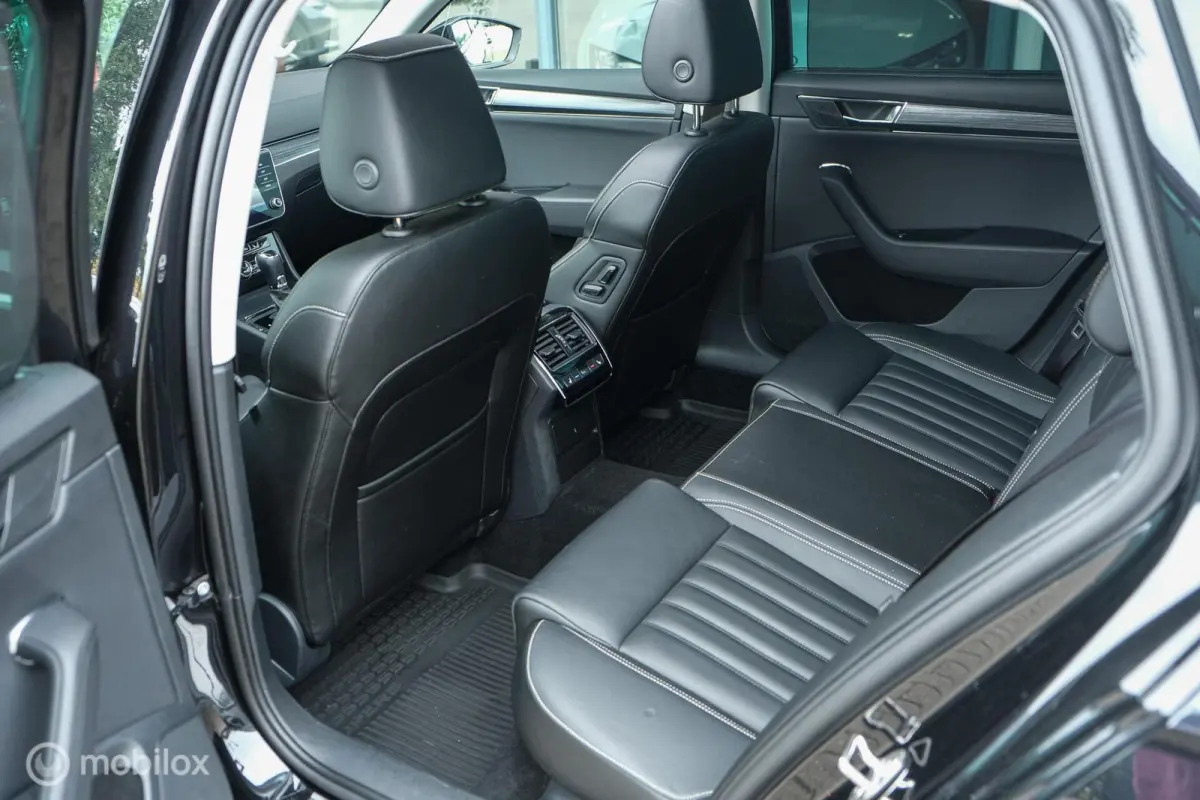 1.4 TSI iV Business Edition Plus | Pano | Vol leder | Memory | Camera | Ambiant | Trekhaak | Super netjes | Virtual | ACC | Stoel en stuurwielverw.
