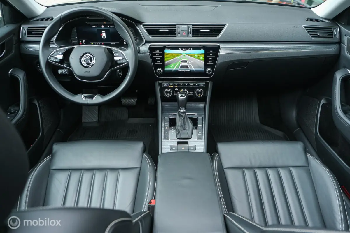 1.4 TSI iV Business Edition Plus | Pano | Vol leder | Memory | Camera | Ambiant | Trekhaak | Super netjes | Virtual | ACC | Stoel en stuurwielverw.