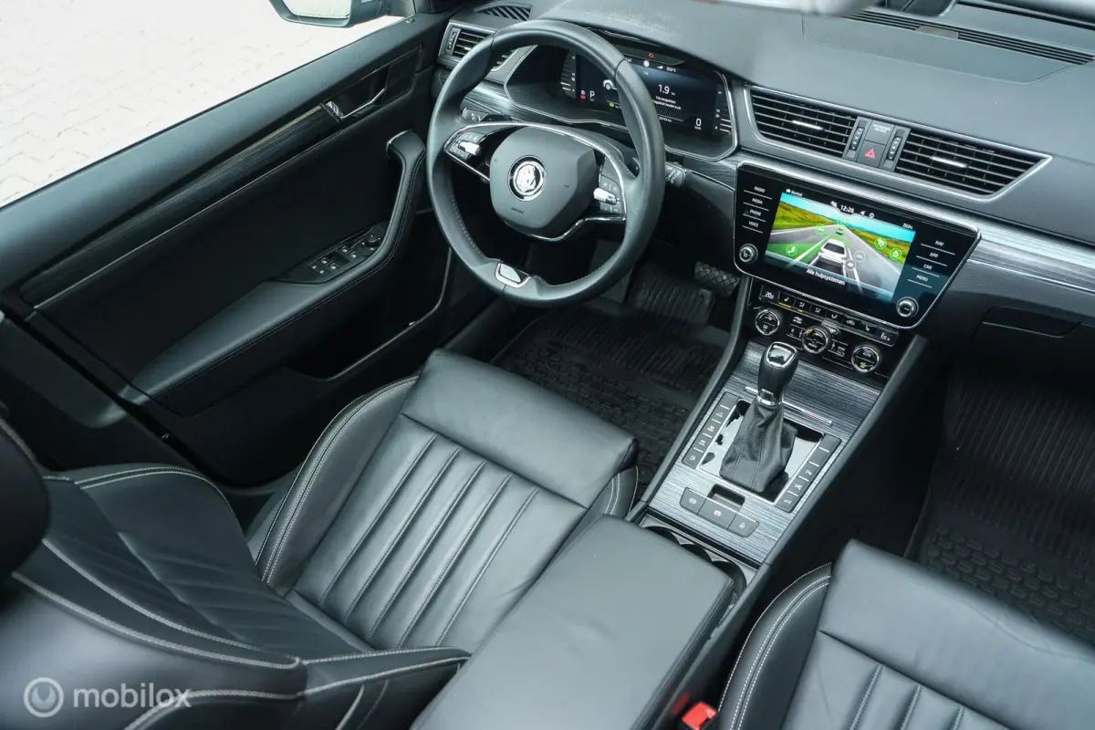1.4 TSI iV Business Edition Plus | Pano | Vol leder | Memory | Camera | Ambiant | Trekhaak | Super netjes | Virtual | ACC | Stoel en stuurwielverw.