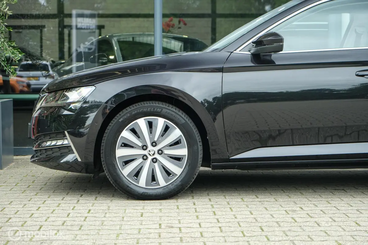 1.4 TSI iV Business Edition Plus | Pano | Vol leder | Memory | Camera | Ambiant | Trekhaak | Super netjes | Virtual | ACC | Stoel en stuurwielverw.