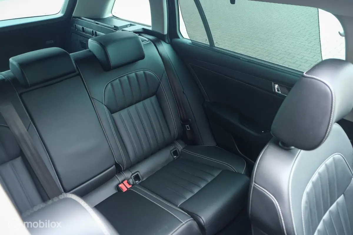 1.4 TSI iV Business Edition Plus | Pano | Vol leder | Memory | Camera | Ambiant | Trekhaak | Super netjes | Virtual | ACC | Stoel en stuurwielverw.