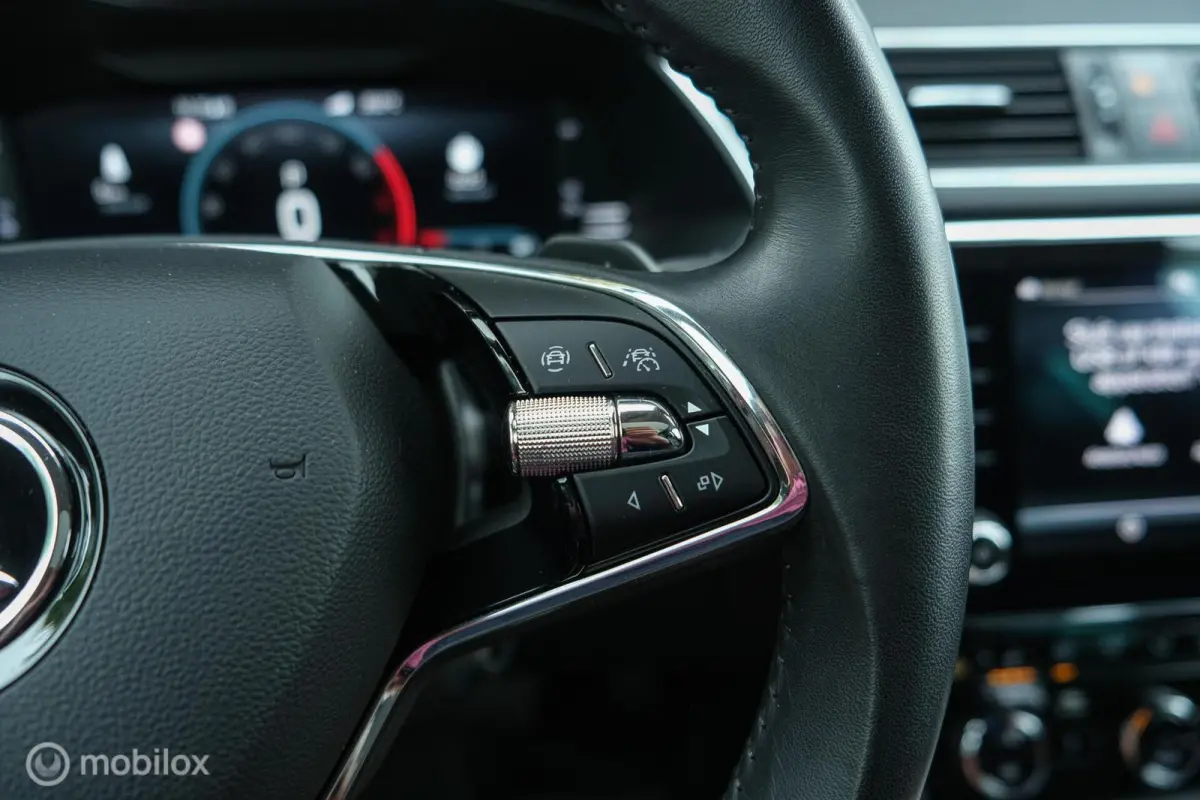 1.4 TSI iV Business Edition Plus | Pano | Vol leder | Memory | Camera | Ambiant | Trekhaak | Super netjes | Virtual | ACC | Stoel en stuurwielverw.