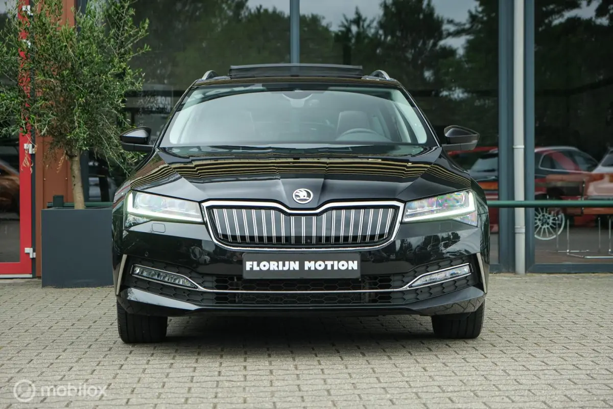 1.4 TSI iV Business Edition Plus | Pano | Vol leder | Memory | Camera | Ambiant | Trekhaak | Super netjes | Virtual | ACC | Stoel en stuurwielverw.