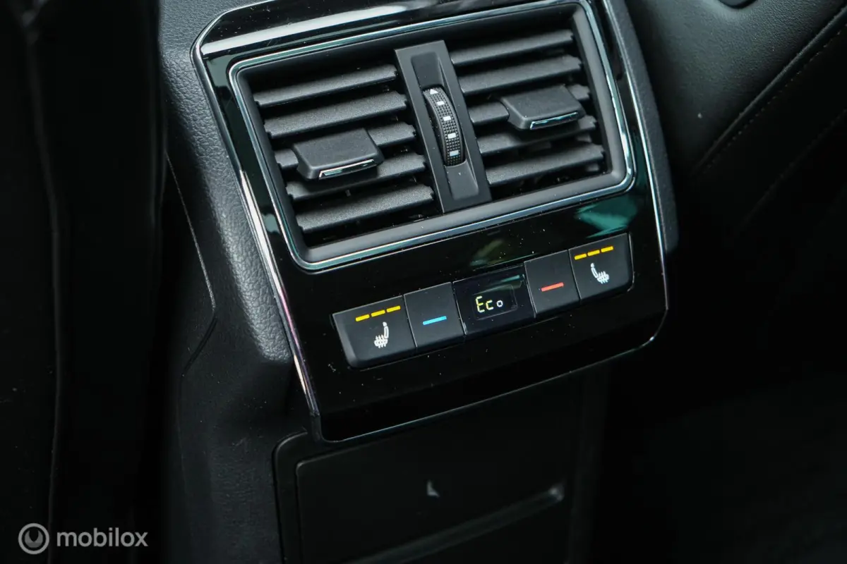 1.4 TSI iV Business Edition Plus | Pano | Vol leder | Memory | Camera | Ambiant | Trekhaak | Super netjes | Virtual | ACC | Stoel en stuurwielverw.