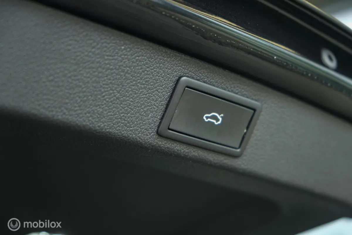 1.4 TSI iV Business Edition Plus | Pano | Vol leder | Memory | Camera | Ambiant | Trekhaak | Super netjes | Virtual | ACC | Stoel en stuurwielverw.