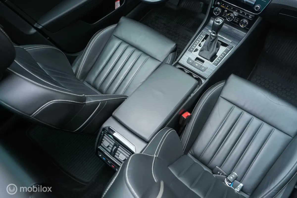 1.4 TSI iV Business Edition Plus | Pano | Vol leder | Memory | Camera | Ambiant | Trekhaak | Super netjes | Virtual | ACC | Stoel en stuurwielverw.