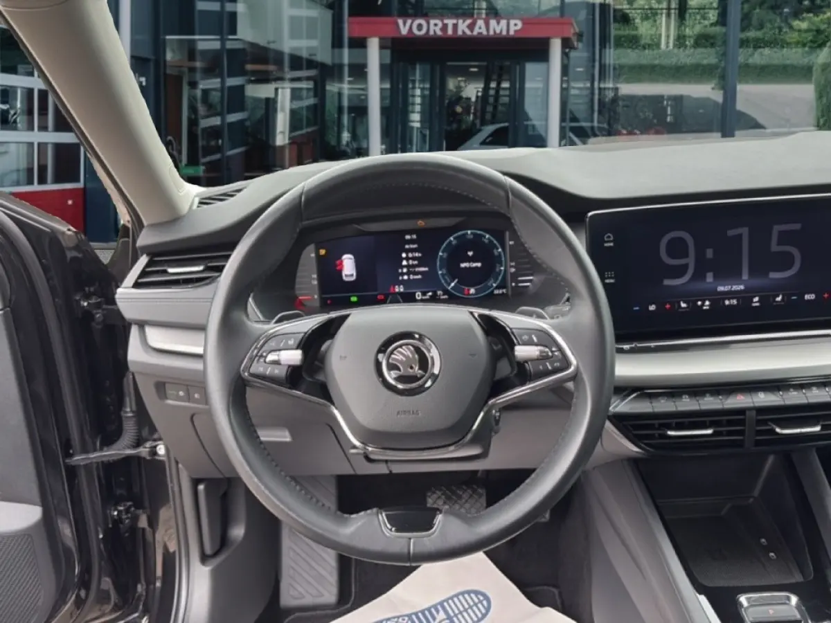 1.4 TSI iV AMBITION CAMERA/CRUISE/DIG-DASH/STOEL+STUURVERW/CARPLAY